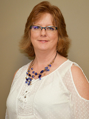 Meet Michelle at The Apple Valley Clinic of Chiropractic in Hendersonville, NC